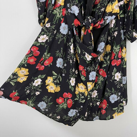 Yumi Kim Fiesta Floral Lady Boss Romper Size L - Picture 6 of 9